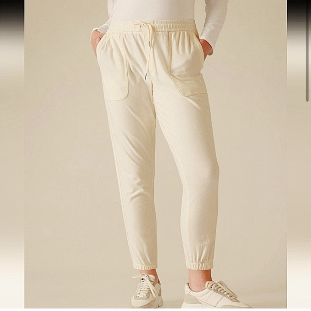 Athleta Cream Beige Farallon Jogger